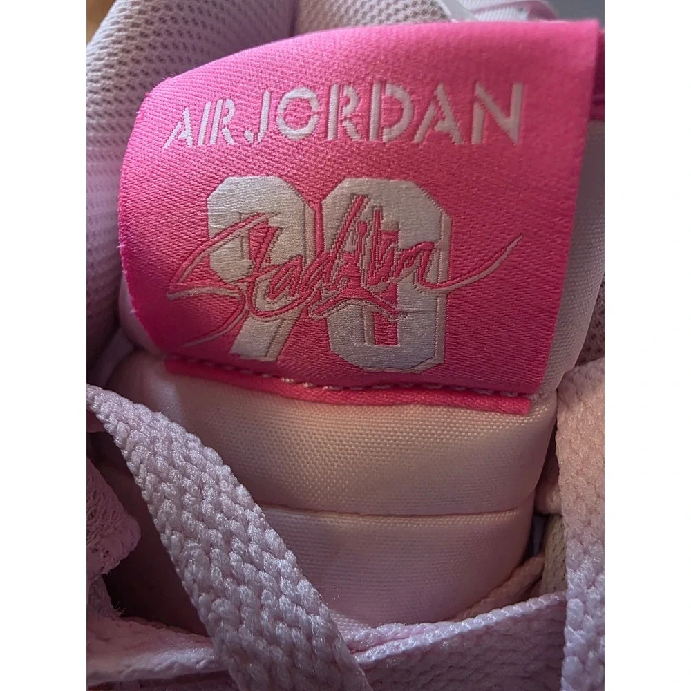 Nike Air Jordan 1 Mid Football Cleats Pink Mens 9.5 HQ0210-600 New